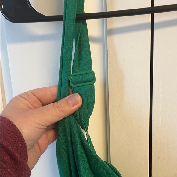 Old Navy Vibrant Green Dress - Picture 3 of 6